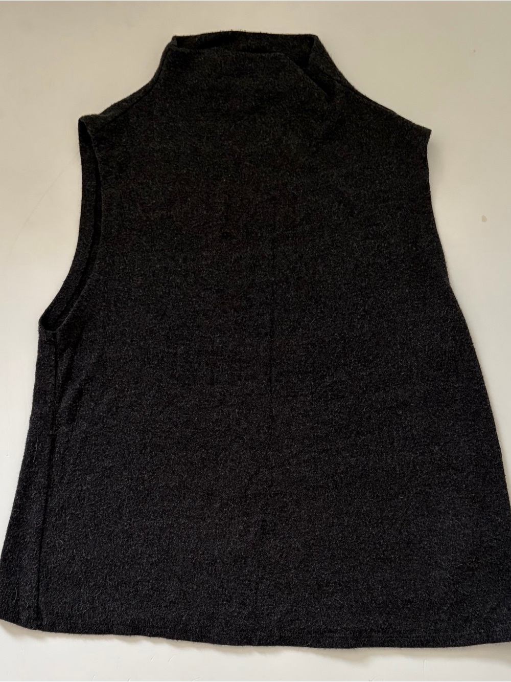 Velvet by Graham & Spencer Black Sleeveless Mock Neck Knit Top
